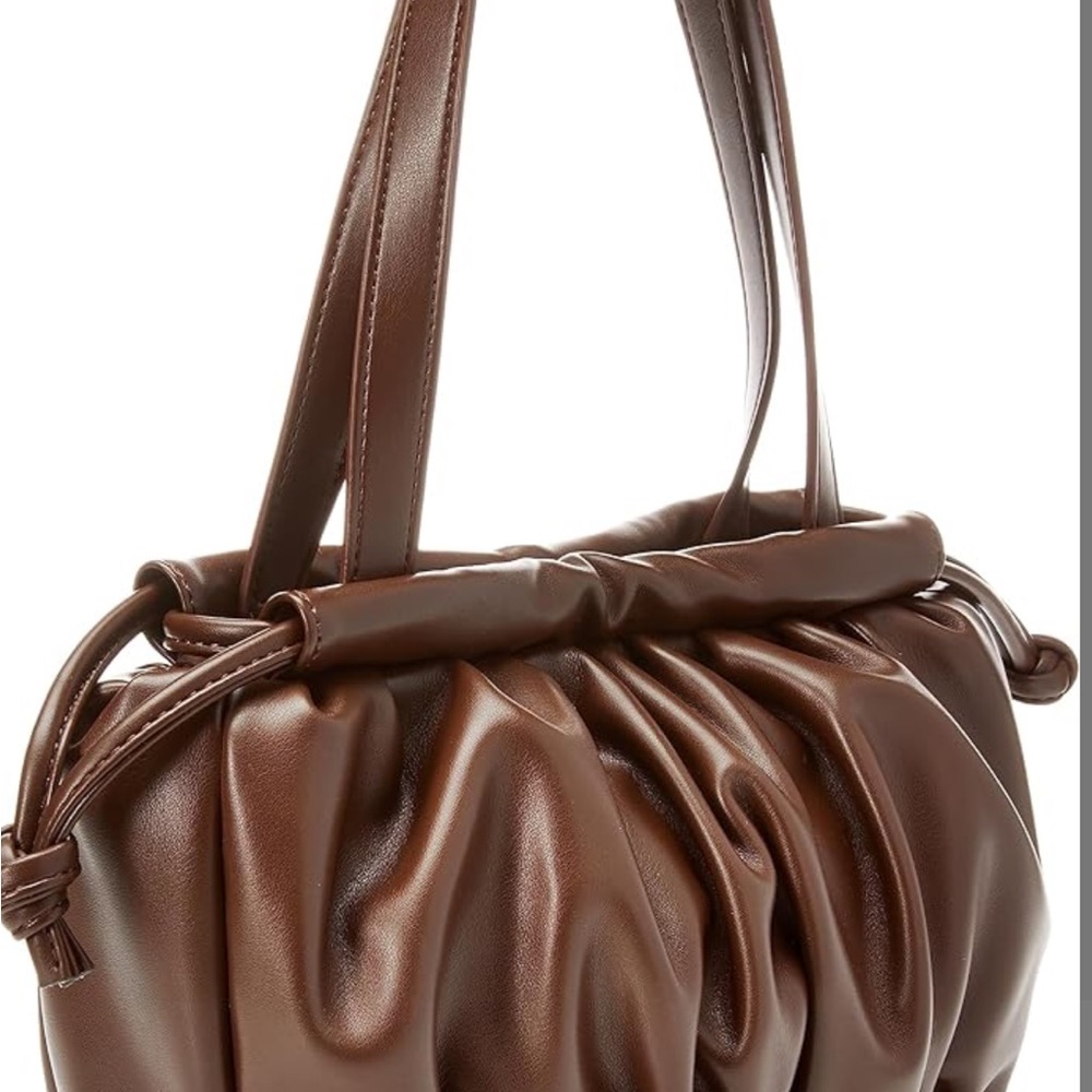 Shoulder purse